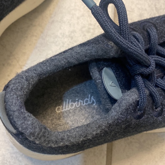 Allbirds navy wool shoes - Picture 4 of 4